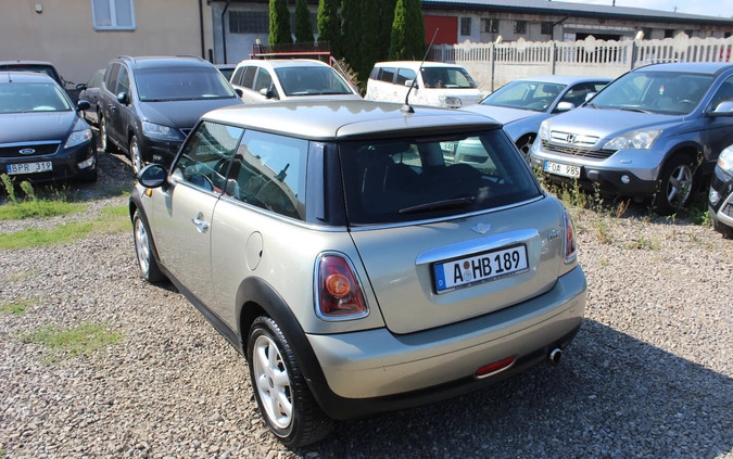 MINI ONE cena 16900 przebieg: 229501, rok produkcji 2007 z Jeziorany małe 326